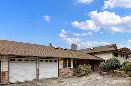 2524 170th Place SE Bellevue, WA 98008