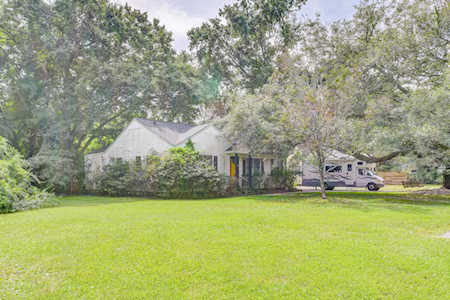 1785 Opal Ave Charleston, SC 29407