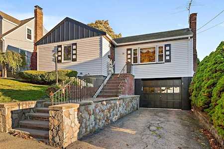 24 Nicholl Street Quincy, MA 02169