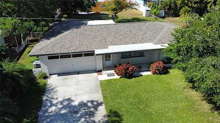 1860 Alberta Dr Clearwater, FL 33756