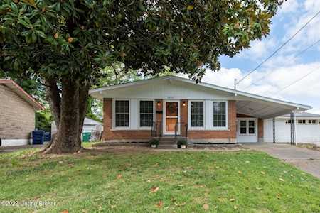 3878 Darlene Dr Louisville, KY 40216