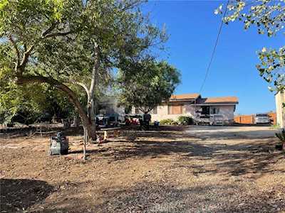 2844 Mount Whitney Rd Escondido, CA 92029