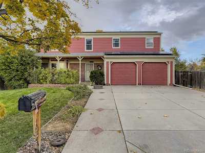 1054 S Laredo Way Aurora, CO 80017
