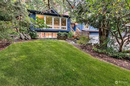 11414 8th Ave NW Seattle, WA 98177