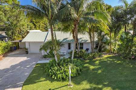 8822 SE Sandcastle Circle Hobe Sound, FL 33455