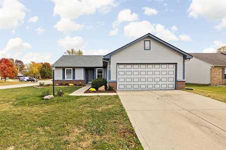 141 Brixton Woods Dr E Pittsboro, IN 46167