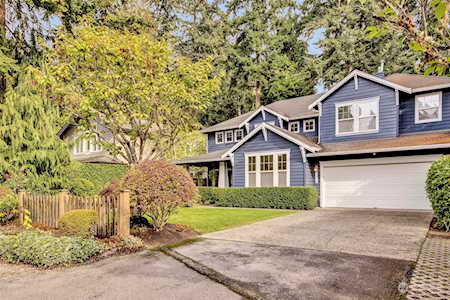 4618 88th Ave SE Mercer Island, WA 98040