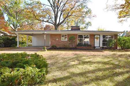 10242 Maebern Terr Sunset Hills, MO 63127