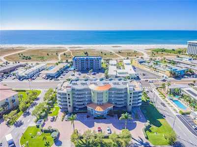 11605 Gulf Blvd #208 Treasure Island, FL 33706