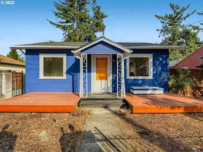 7348 SE 71st AVE Portland, OR 97206