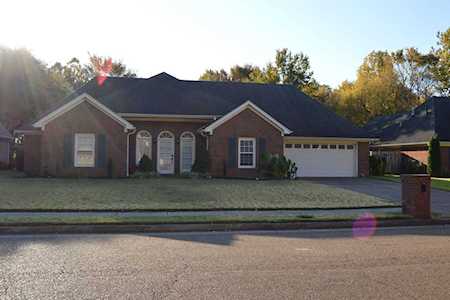 2060 Brackenbury Ln Memphis, TN 38016