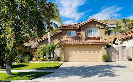 724 Lassen Dr Corona, CA 92879