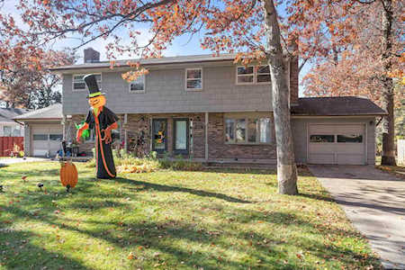 1434 Beech Tree Dr Green Bay, WI 54304