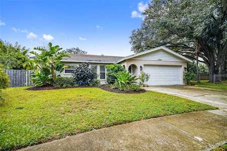11709 106th Ave Largo, FL 33778