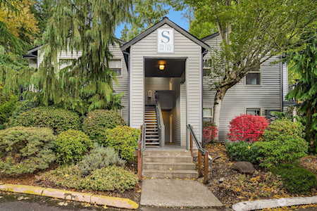 9805 Avondale Rd NE #S252 Redmond, WA 98052