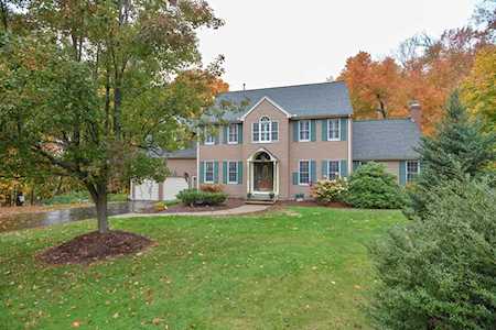 17 C Farmington Drive Shrewsbury, MA 01545