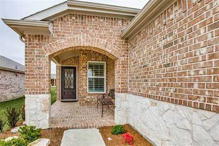 2068 Bentwater Lane Frisco, TX 75036