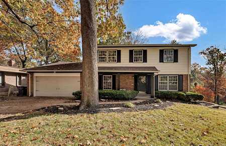 12580 Bay Shore Dr Florissant, MO 63033
