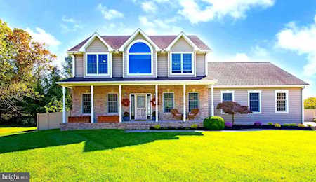18 Licciardello Dr Swedesboro, NJ 08085