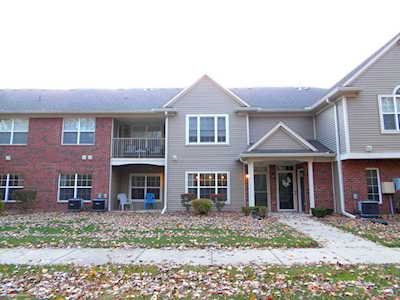49236 W Woods Dr Shelby Twp, MI 48317