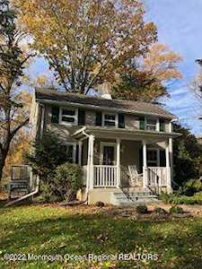 14 Old Mill Rd Holmdel, NJ 07733