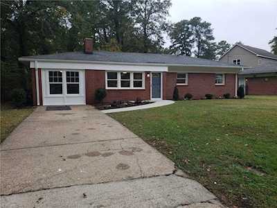 112 Bow St Chesapeake, VA 23325