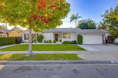 2383 College Dr Costa Mesa, CA 92626