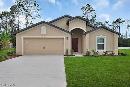 817 Franklin Ct Immokalee, FL 34142