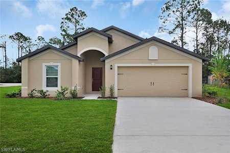 845 Franklin Ct Immokalee, FL 34142