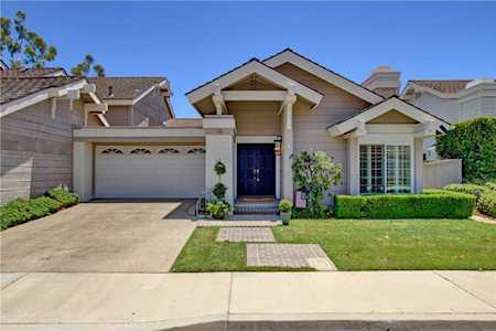 18 Elderberry Irvine, CA 92603