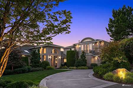 1365 92nd Ave NE Clyde Hill, WA 98004