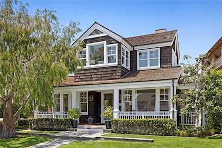 2681 Bayshore Drive Dr Newport Beach, CA 92663