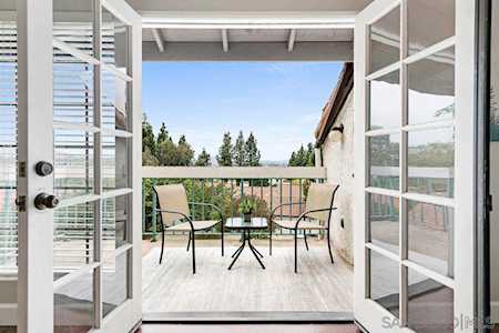 16266 Avenida Venusto #E San Diego, CA 92128