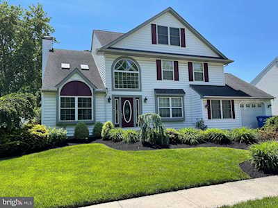 41 Willow Ridge Rd Marlton, NJ 08053