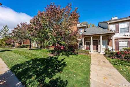 3558 Tremonte Rochester, MI 48306