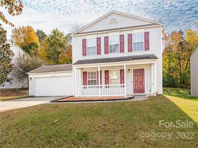 12418 Dervish Ln Charlotte, NC 28269