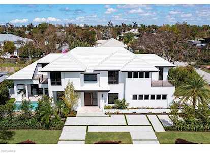 485 N 3rd Ave Naples, FL 34102
