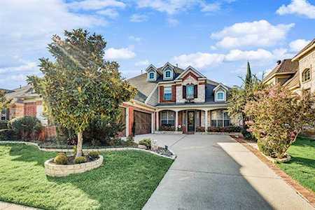 8315 Navisota Drive Lantana, TX 76226