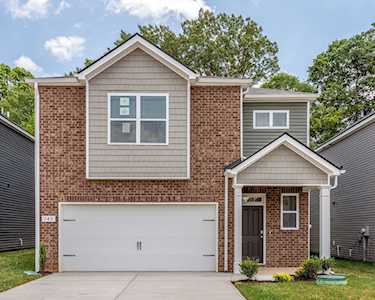 8020 Parton Place Antioch, TN 37013