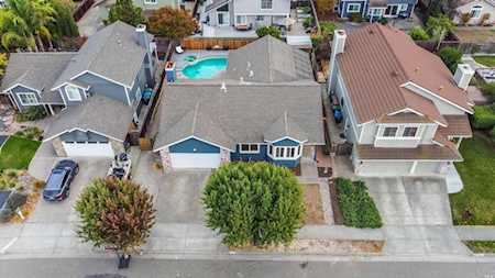2106 Caulfield Lane Petaluma, CA 94954