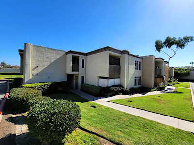 432 Edgehill Ln #11 Oceanside, CA 92054