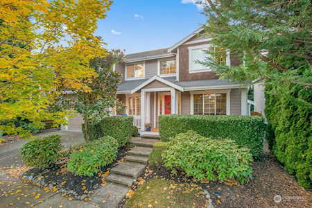 471 Wilderness Peak Dr NW Issaquah, WA 98027