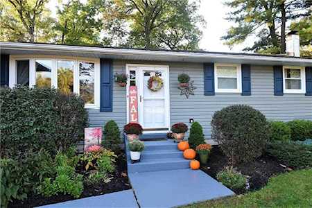 2155 Whitehead Rd Nazareth, PA 18064