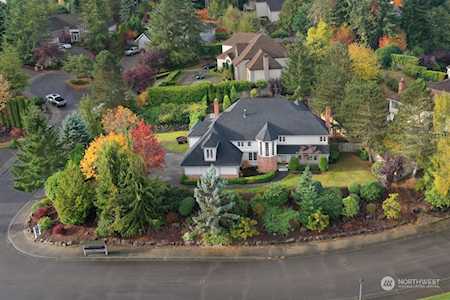 419 SW 345th Place Federal Way, WA 98023