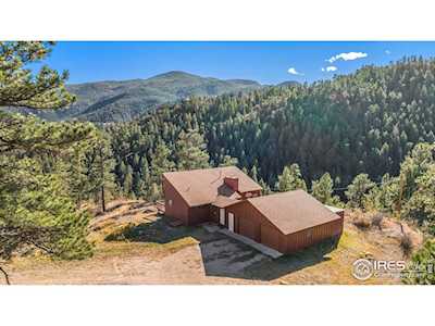 15 Corner Ct Glen Haven, CO 80532