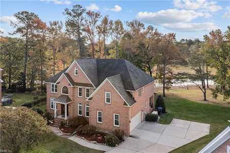 4400 Foxxglen Quay Chesapeake, VA 23321