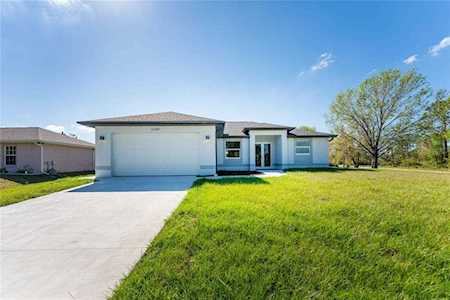 23387 Cedarton Ave Port Charlotte, FL 33980
