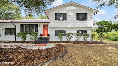 1 Edith Drive Jacksonville, NC 28540
