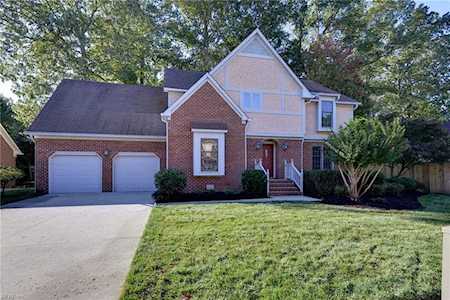 17 Diamond Hill Rd Hampton, VA 23666