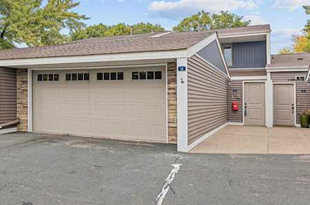 2731 Mackubin Street #14 Roseville, MN 55113